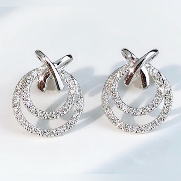 Sterling Silver 1.5 carat Moissanite Double Circle Stud Earrings - Picture 4 of 12